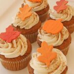 Creative Decorating Ideas for Halloween Cupcakes (14)