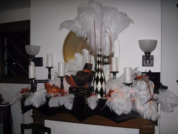 Great_-Halloween_-Fireplace_-Mantel_-Decorating_-Ideas__122