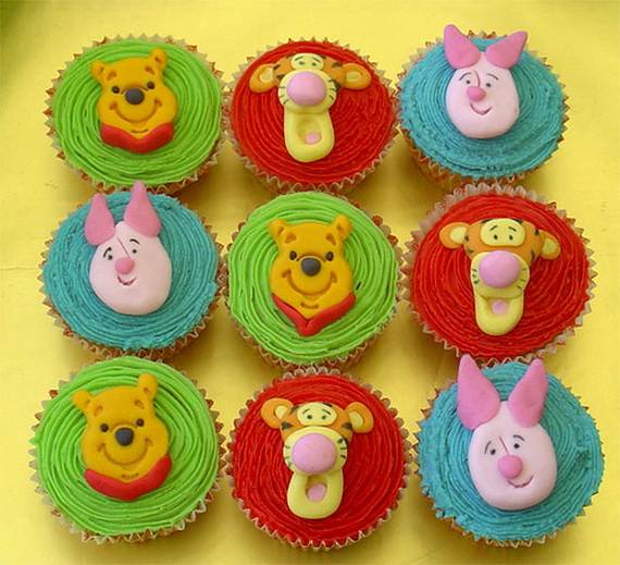 Winnie-the-Pooh-Cake-and-Cupcakes-Decorating-Ideas_04