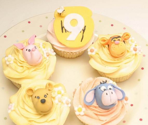 Winnie-the-Pooh-Cake-and-Cupcakes-Decorating-Ideas_06
