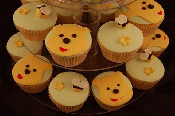 Winnie-the-Pooh-Cake-and-Cupcakes-Decorating-Ideas_29