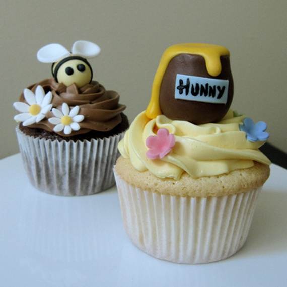 Winnie-the-Pooh-Cake-and-Cupcakes-Decorating-Ideas_33