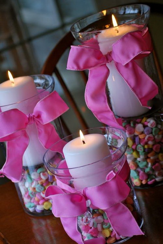 Beautiful- and -Romantic- Candle - Decorations- for- Valentine’s- Day_01