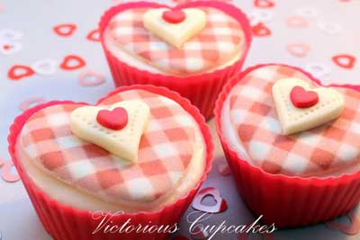 Easy Valentine’s Day Cupcakes Decorating Ideas