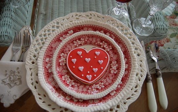 60-Cool -and -Beautiful- Valentine- Table -Decorating- Ideas _63