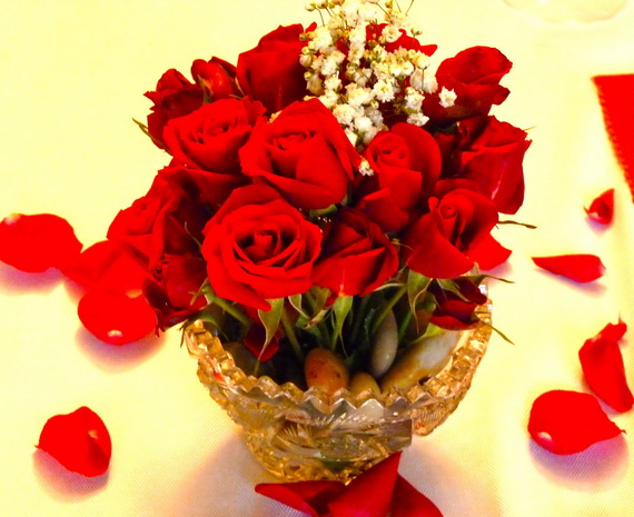 Romantic- Valentine’s Day- Table -Setting -ideas_023