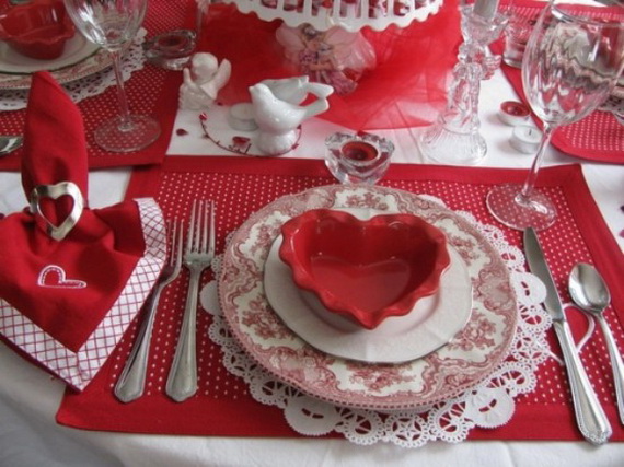 Romantic- Valentine’s Day- Table -Setting -ideas_070