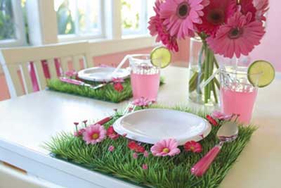 60 Cool and Beautiful Valentine Table Decorating Ideas