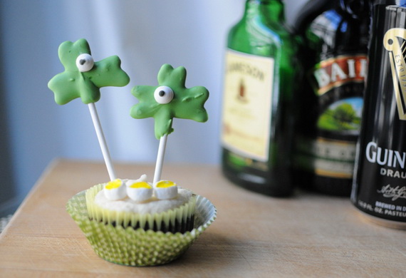 Boozy-Irish-Cupcakes_resize