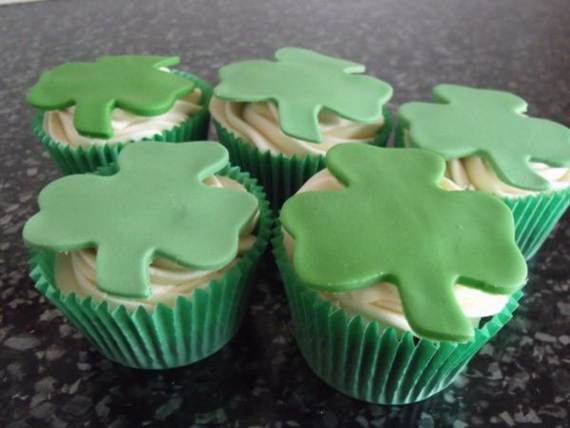 f3d5a_st_patricks_day_themed_cupcakes_stpatricksdaycupcakes_resize
