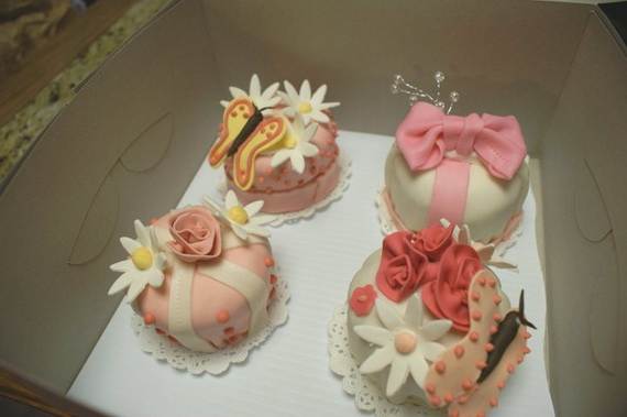 Creative-Mothers-Day-Cupcake-Ideas_08