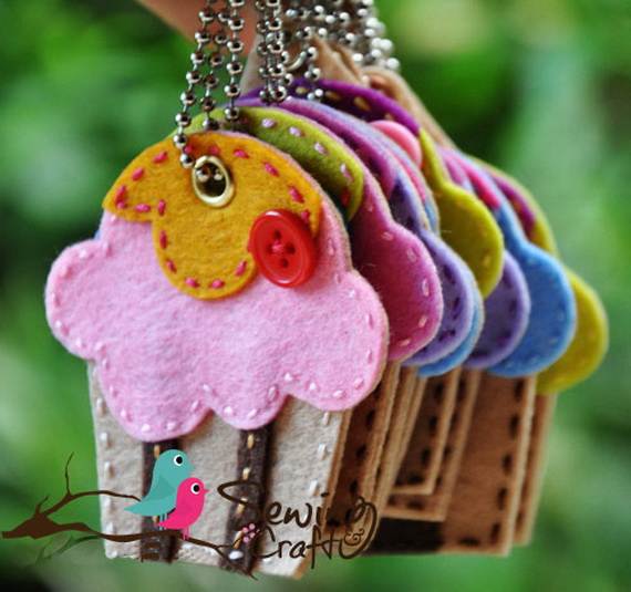 Felt-Crafts-and-Needle-Felting-Projects-for-All-Seasons-_050