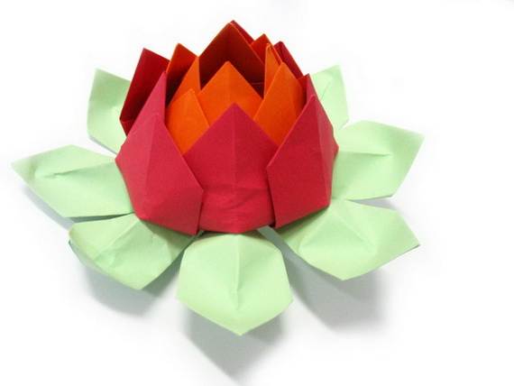 DIY-Paper-Lotus-Lanterns-for-Buddha’s-Birthday__221