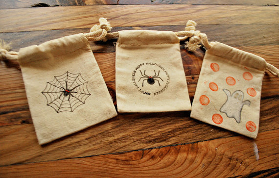Easy Ideas for Halloween Treat Bags and Candy Bags (39)