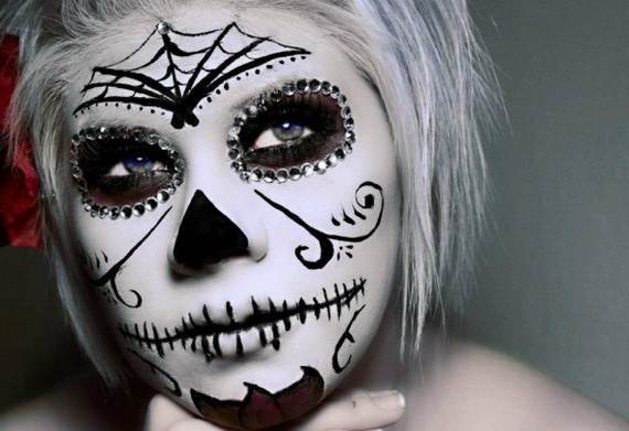 Halloween-Best-Calaveras-Makeup-Sugar-Skull-Ideas-for-Women (36)
