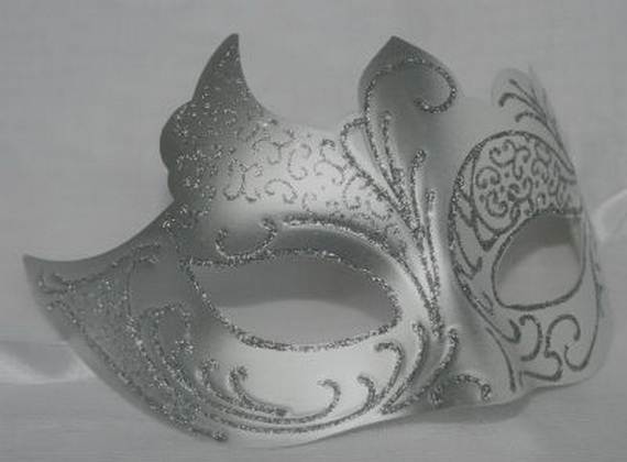 How-to-Make-a-Paper-Mache-Mask-With-a-Foil-Mold_65