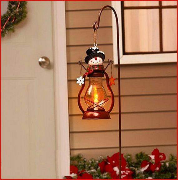 Outdoor-Christmas-Decorations-For-A-Holiday-Spirit-_161