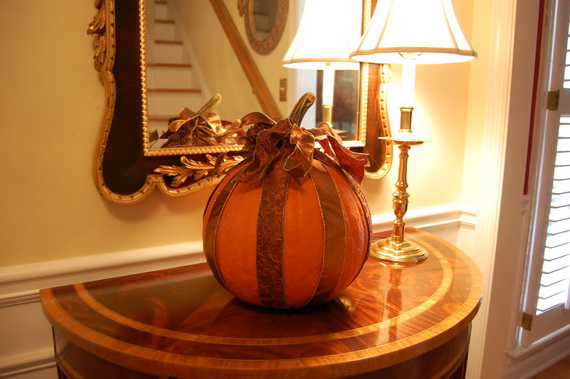 Thanksgiving And Christmas Holiday Decor Ideas_11