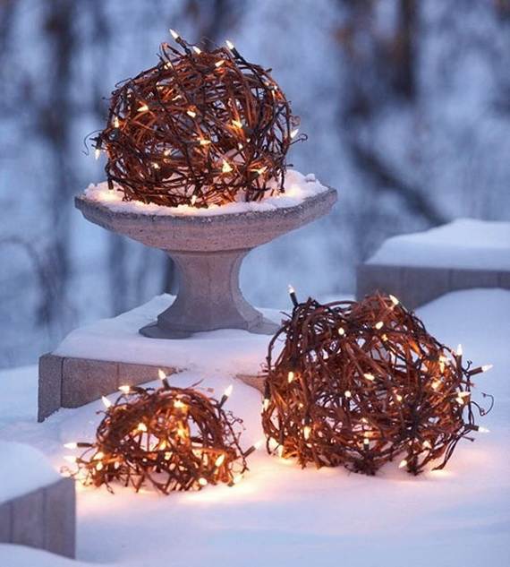 60-trendy-outdoor-christmas-decorations_30