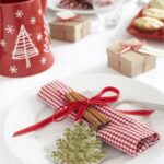 A-Festive-Christmas-Table-Decoration-In-Style_035