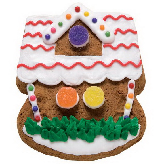Amazing Traditional Christmas Gingerbread Houses_09