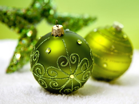 Magnificent Green And White Christmas Decorating Ideas _16