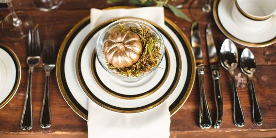 Stylish Thanksgiving Decor Items To Create A Cozy Atmosphere