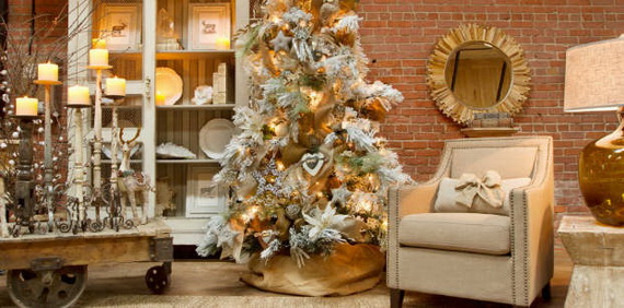 Elegant Christmas Country Living Room Decor Ideas_30