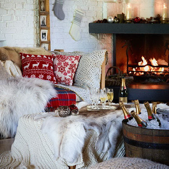 Elegant Christmas Country Living Room Decor Ideas_34