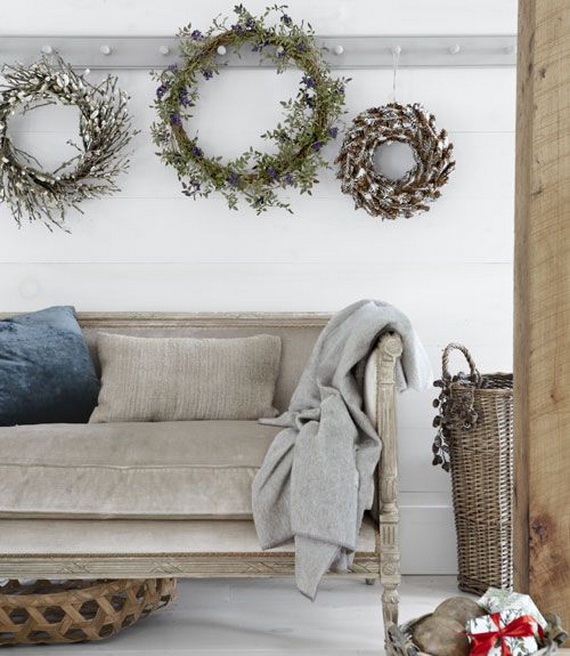 Elegant Christmas Country Living Room Decor Ideas_50