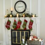 Gorgeous-Fireplace-Mantel-Christmas-Decoration-Ideas-_181