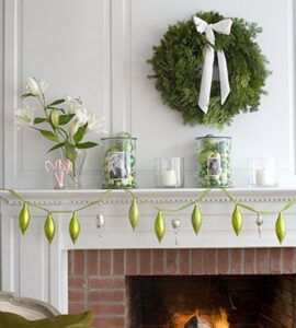 Gorgeous Fireplace Mantel Christmas Decoration Ideas - family holiday