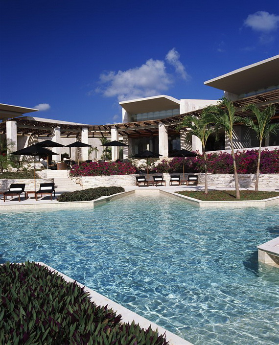 Rosewood Mayakoba Named Top Resort in Mexico _01
