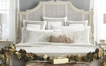 50 Stylish Christmas Bedroom Décor Ideas