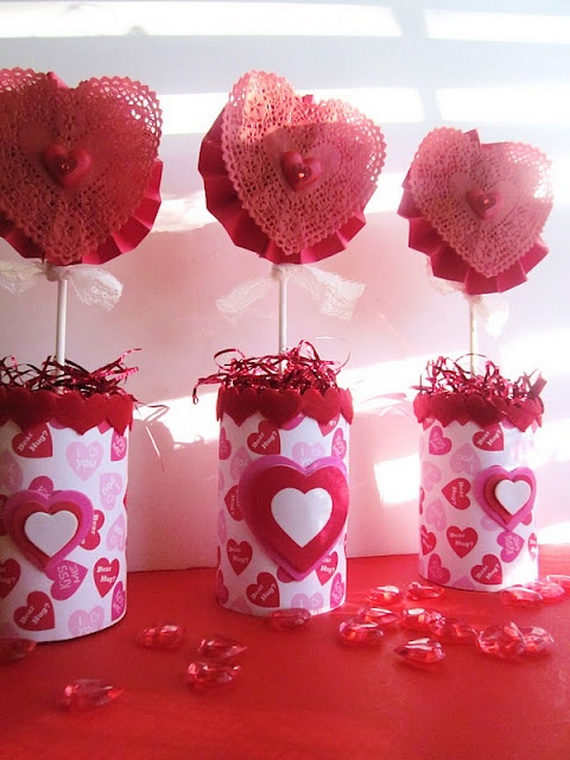 Amazing Romantic Table Centerpiece Decorating Ideas for Valentine’s Day _14