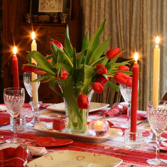 Amazing Romantic Table Centerpiece Decorating Ideas for Valentine’s Day _20