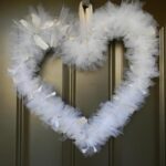 Cool-Valentine’s-Day-Wreath-Ideas-for-2014_48
