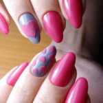 Creative Nail Art Designs for Valentine’s Day 013