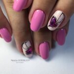 Creative Nail Art Designs for Valentine’s Day _014