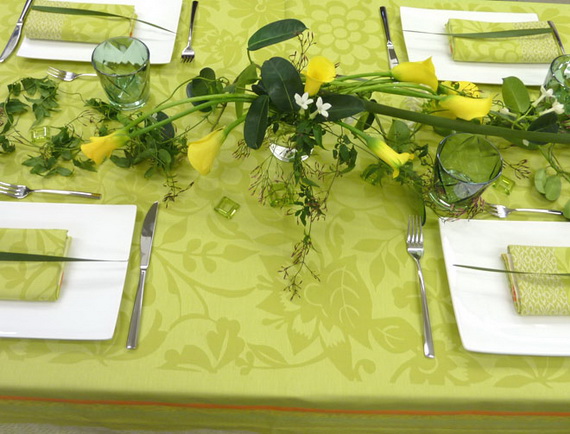 Creative Table Arrangements For A Welcoming Holiday _14