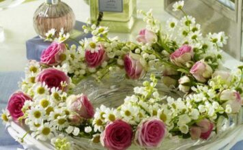 Festive wreaths for Valentine’s Day