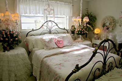 Valentine’s Day Bedroom Decoration Ideas for Your Perfect Romantic Scene