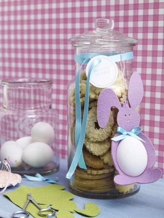 60-Creative-Easy-DIY-Tablescapes-Ideas-for-Easter_36