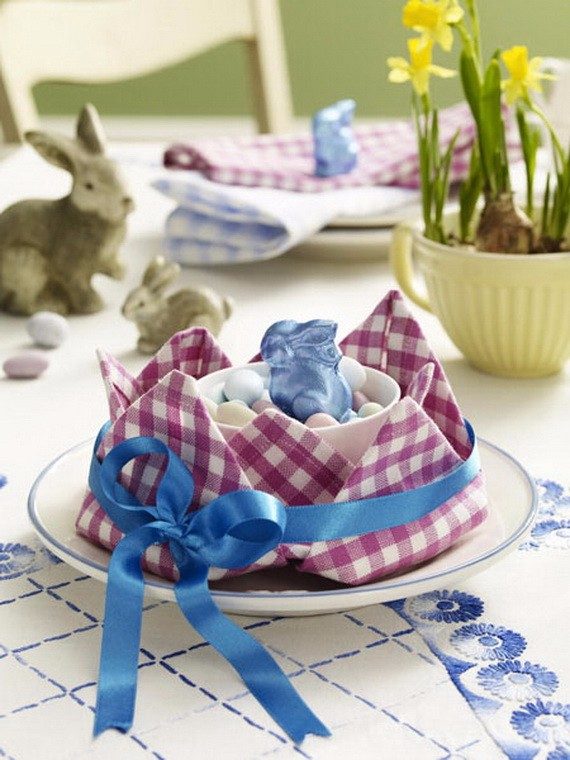 60-Creative-Easy-DIY-Tablescapes-Ideas-for-Easter_38