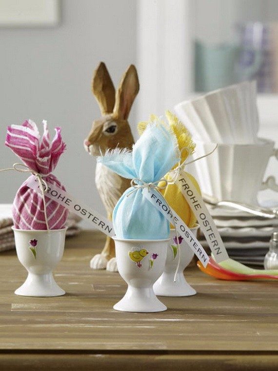 60-Creative-Easy-DIY-Tablescapes-Ideas-for-Easter_39