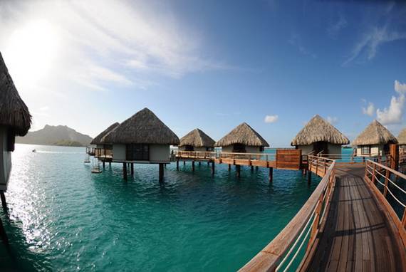 Best-Overwater-Bungalows-In-Tahiti-Le-Meridien-Bora-Bora-_08