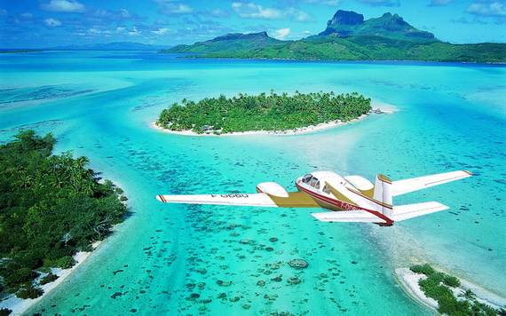 Best-Overwater-Bungalows-In-Tahiti-Le-Meridien-Bora-Bora-_54