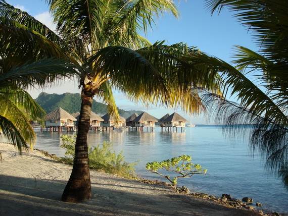 Best-Overwater-Bungalows-In-Tahiti-Le-Meridien-Bora-Bora-_69