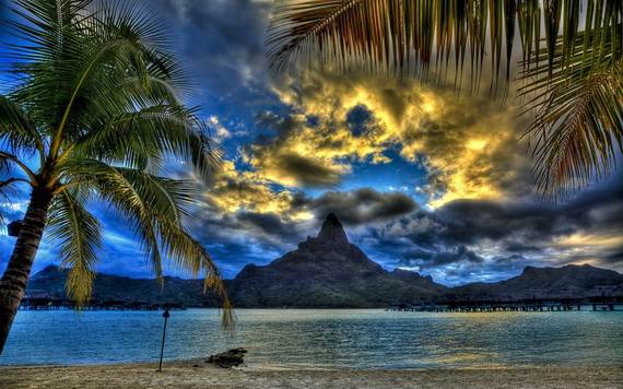Best-Overwater-Bungalows-In-Tahiti-Le-Meridien-Bora-Bora-_77