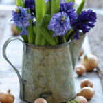 60-Hyacinths-Décor-Ideas-For-Spring-Mood-And-Elegance-_38